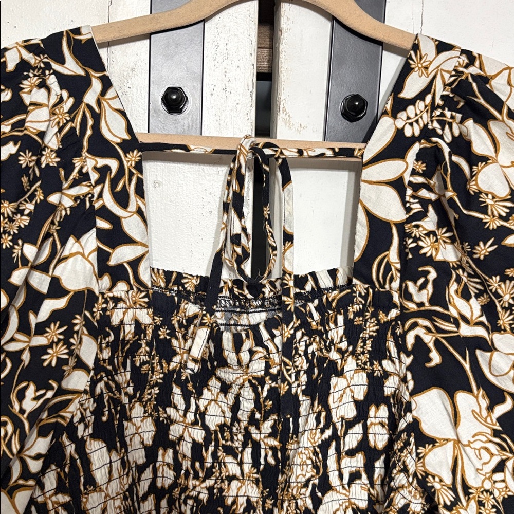 Ava & Viv Smocked Floral Top - Picture 6 of 7